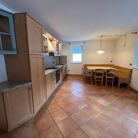 Cesa Sot Bosch Apartment Canazei