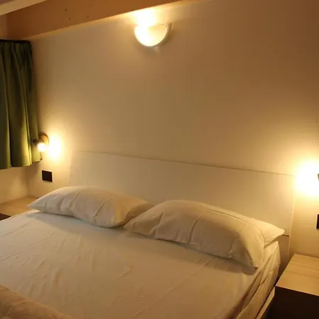 Cesa Sot Bosch Apartment Canazei